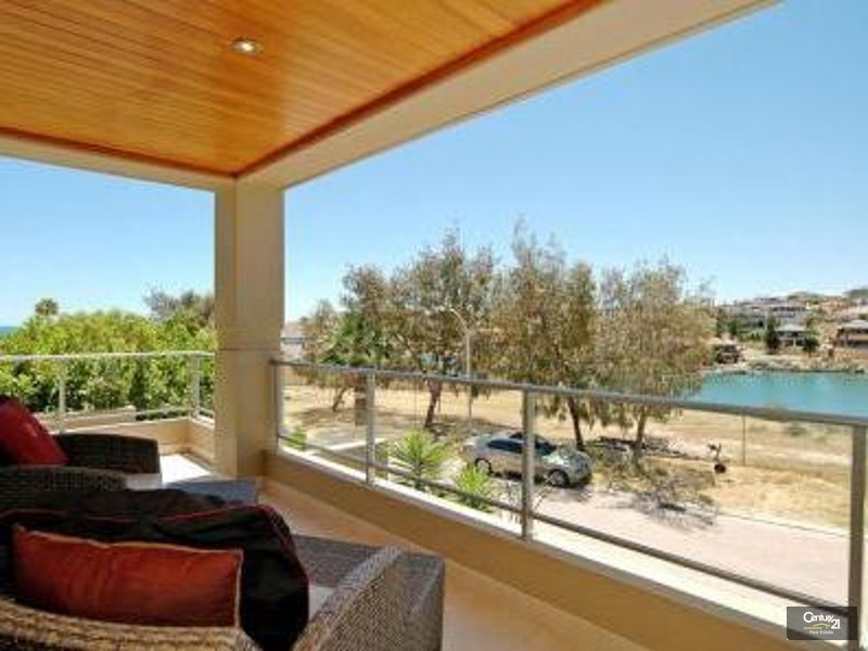 28A Clarecastle Retreat, Mindarie WA 6030