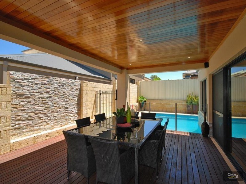 7 Whitehaven Avenue, Burns Beach WA 6028