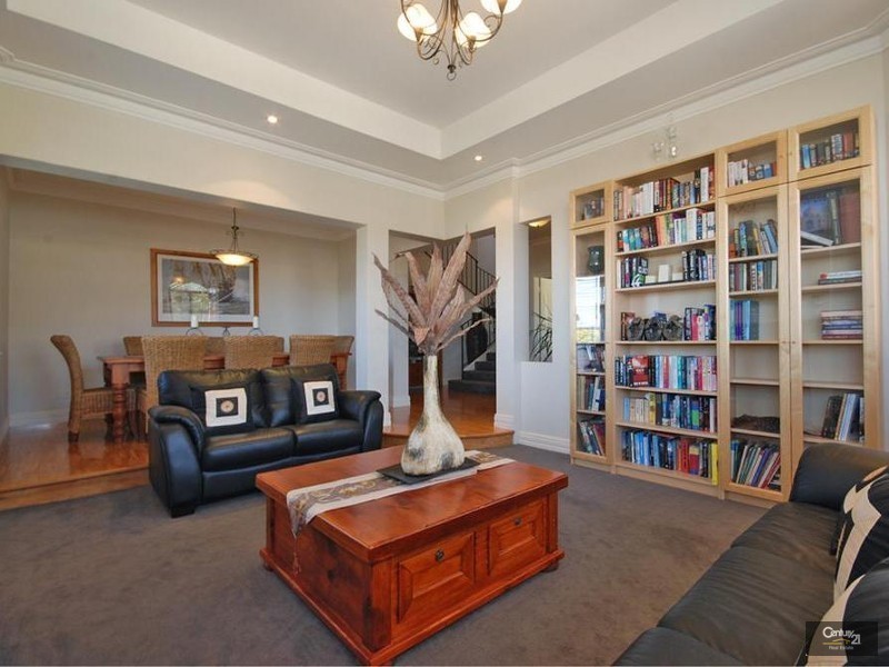 3 Kage Entrance, Mindarie WA 6030