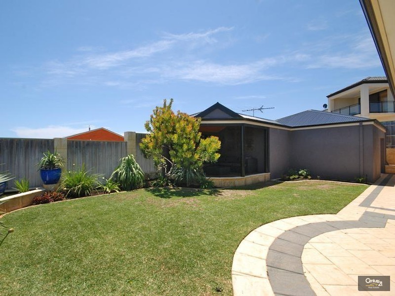 3 Kage Entrance, Mindarie WA 6030