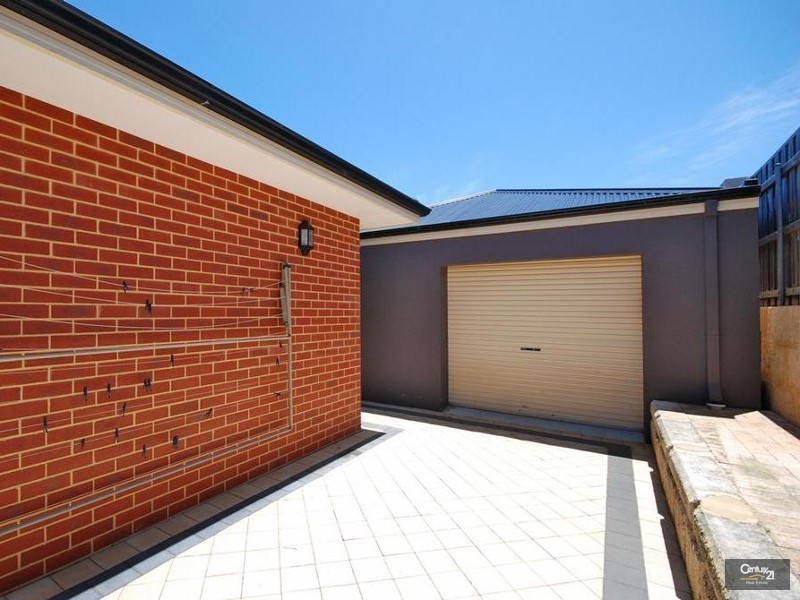 3 Kage Entrance, Mindarie WA 6030