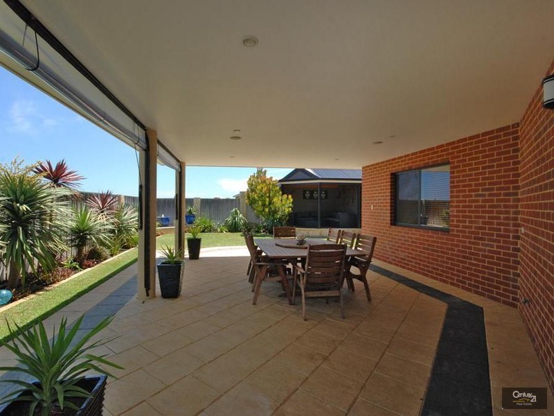 3 Kage Entrance, Mindarie WA 6030