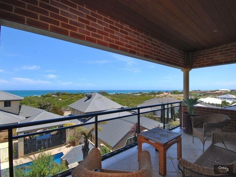 3 Kage Entrance, Mindarie WA 6030