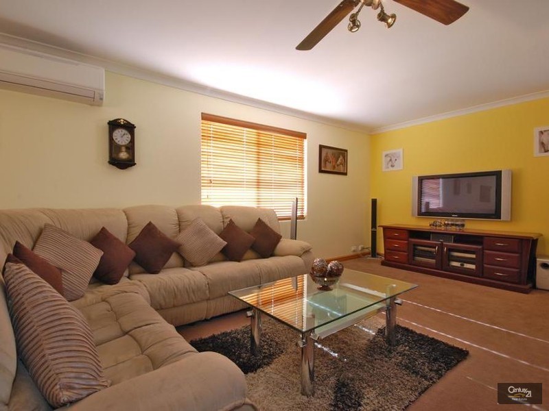 41 Halifax Boulevard, Mindarie WA 6030