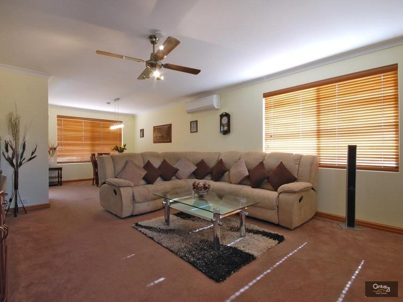 41 Halifax Boulevard, Mindarie WA 6030