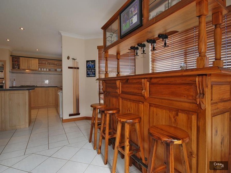 41 Halifax Boulevard, Mindarie WA 6030