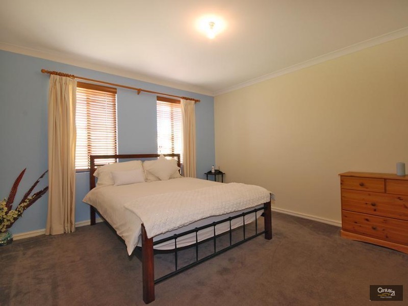 41 Halifax Boulevard, Mindarie WA 6030