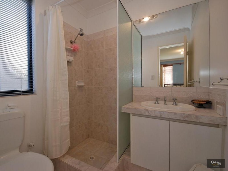 41 Halifax Boulevard, Mindarie WA 6030