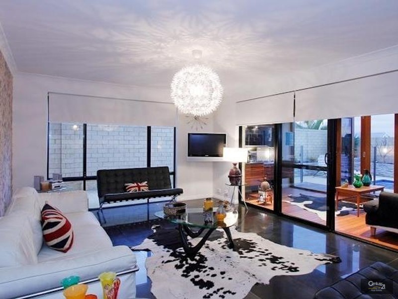 35 Lautoka Rise, Mindarie WA 6030