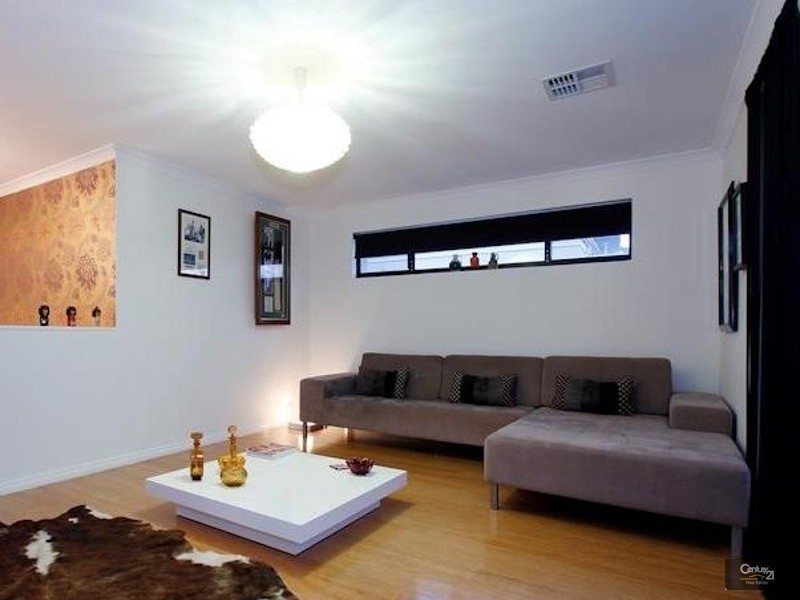 35 Lautoka Rise, Mindarie WA 6030