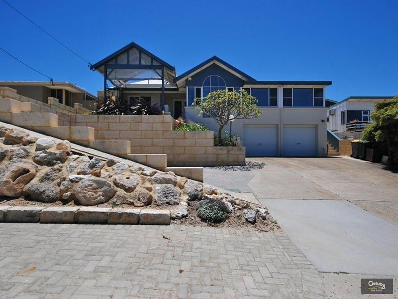 11 Dennis Street, Quinns Rocks WA 6030