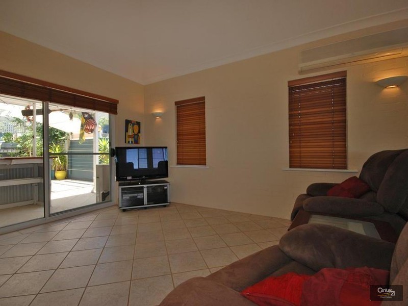 11 Dennis Street, Quinns Rocks WA 6030