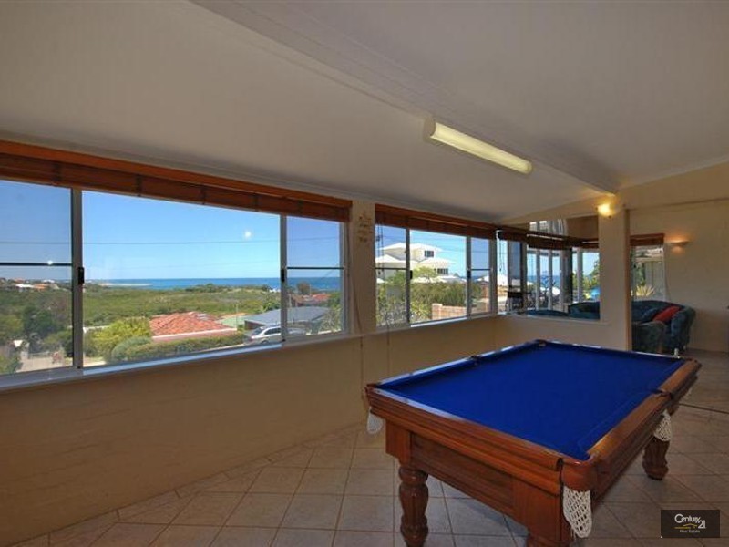 11 Dennis Street, Quinns Rocks WA 6030