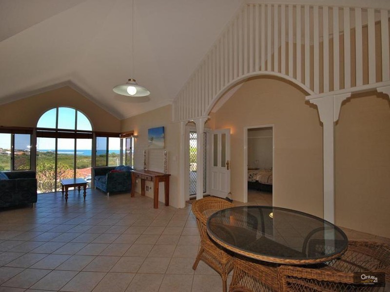 11 Dennis Street, Quinns Rocks WA 6030