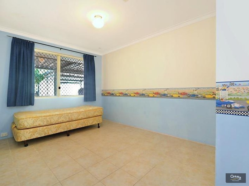 27 Munderee Place, Wanneroo WA 6065