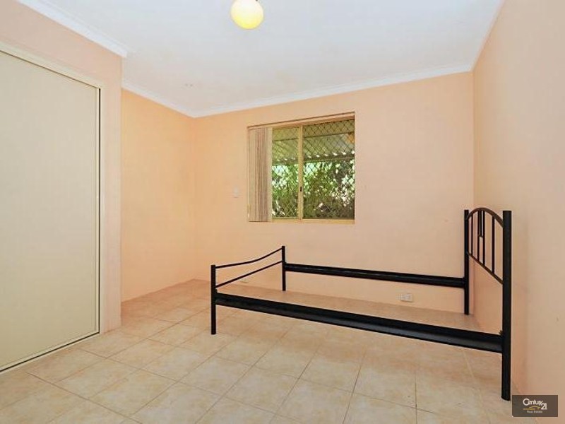 27 Munderee Place, Wanneroo WA 6065