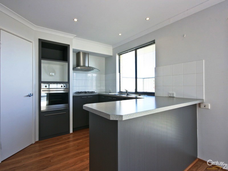 27 Lakewood Terrace, Clarkson WA 6030