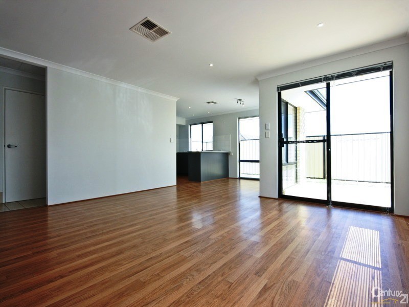 27 Lakewood Terrace, Clarkson WA 6030