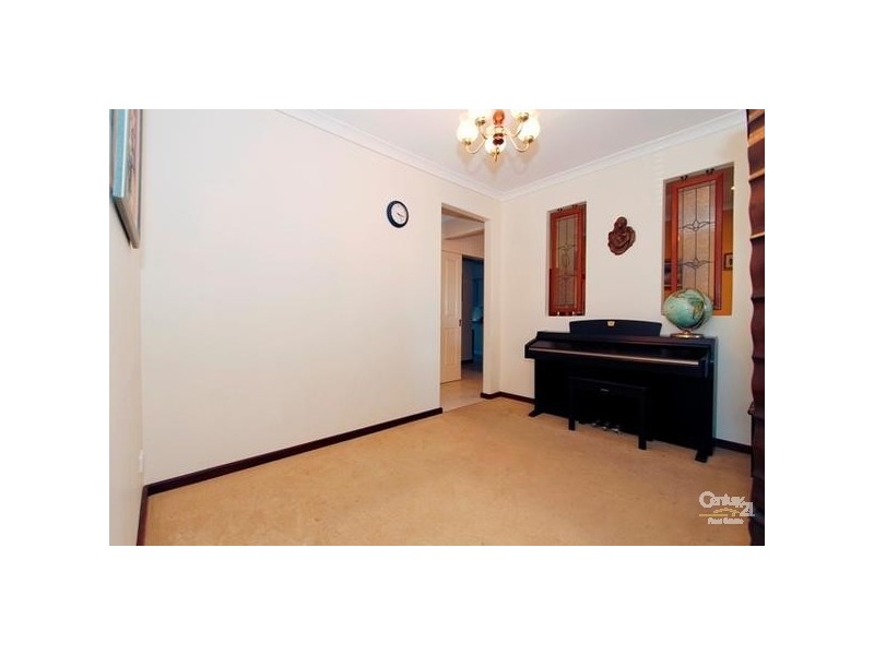 106 Rothesay Heights, Mindarie WA 6030