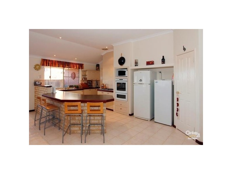 106 Rothesay Heights, Mindarie WA 6030