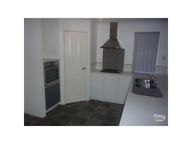 95 Rosegreen Ave, Butler WA 6036