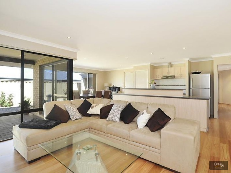 52  Corinda Way, Ridgewood WA 6030