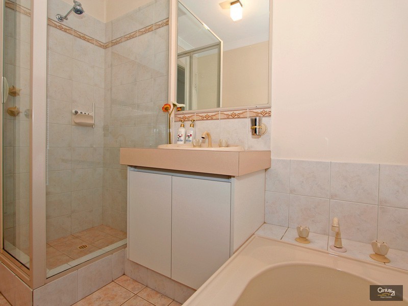 5 Bluff Way, Mindarie WA 6030