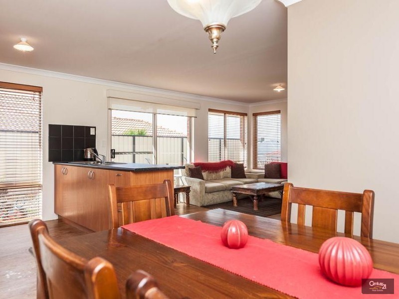 23 Salamanca Turn, Clarkson WA 6030