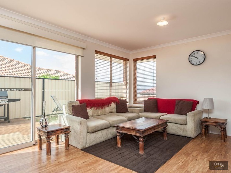 23 Salamanca Turn, Clarkson WA 6030