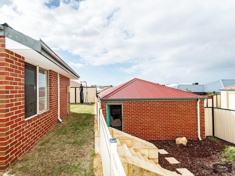 23 Salamanca Turn, Clarkson WA 6030