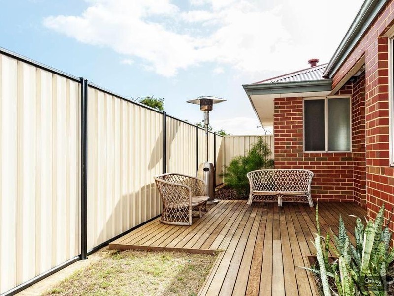 23 Salamanca Turn, Clarkson WA 6030