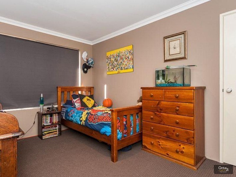 17 Mulgrave Loop, Mindarie WA 6030