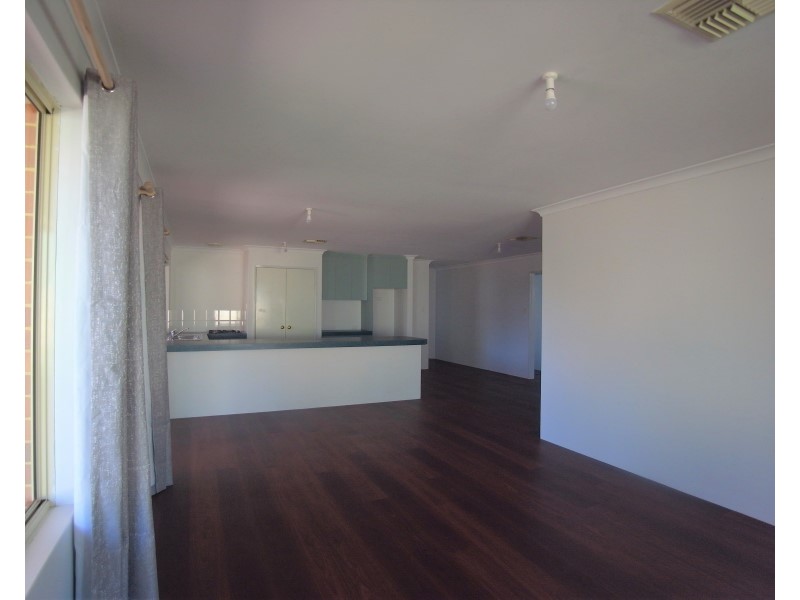 5 Mayne Way, Merriwa WA 6030
