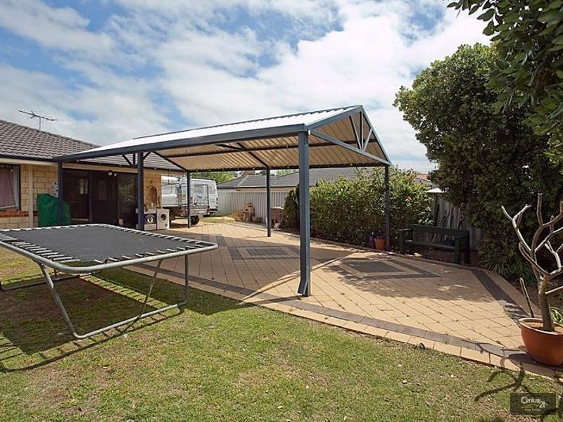 21 Stradbroke Gardens, Ridgewood WA 6030