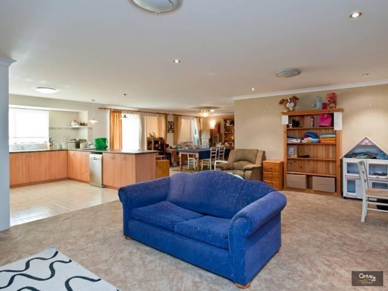 8 Tapalla Turn, Merriwa WA 6030