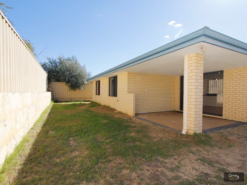 44 Shropshire Cresent, Butler WA 6036