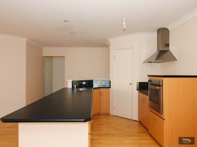 44 Shropshire Cresent, Butler WA 6036