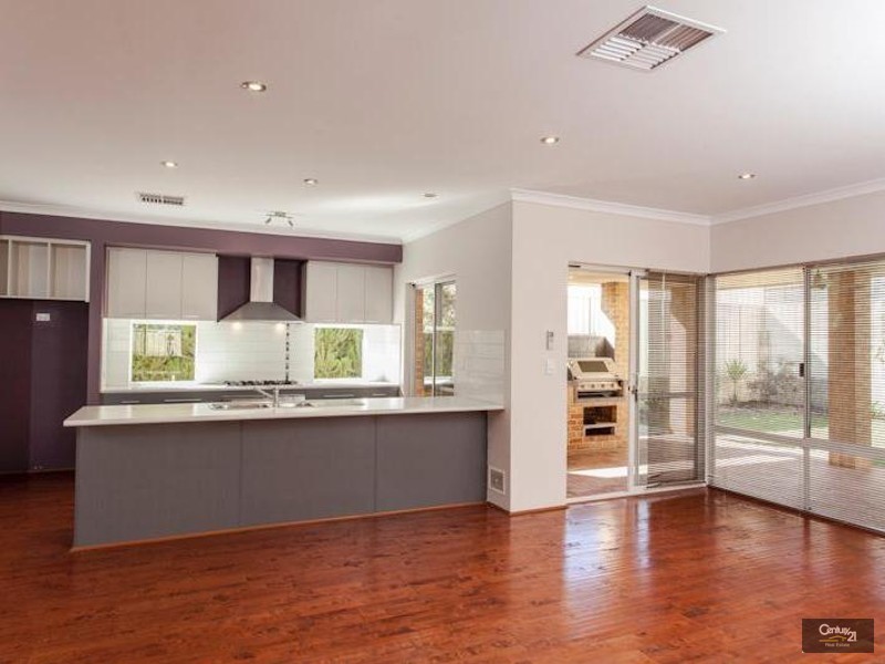 24 Kandalee Gate, Banksia Grove WA 6031