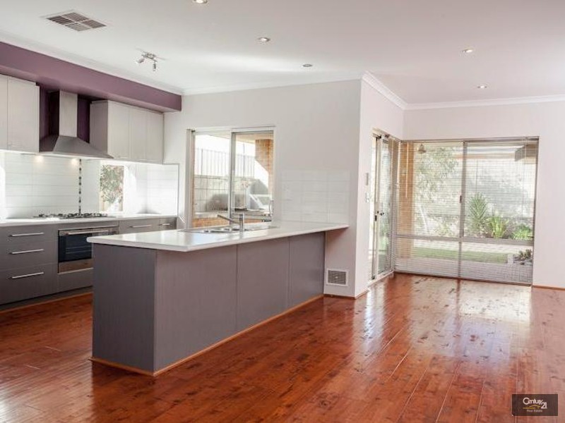 24 Kandalee Gate, Banksia Grove WA 6031