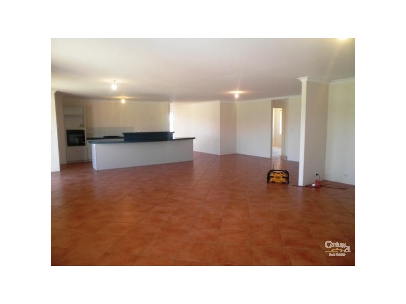 81 Seagrove  Boulevard, Merriwa WA 6030