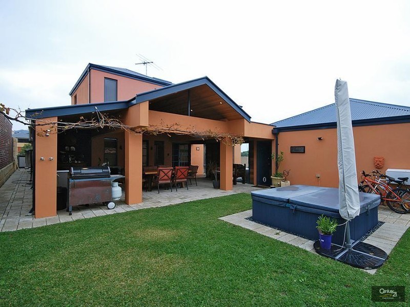 53 Andros Circuit, Mindarie WA 6030