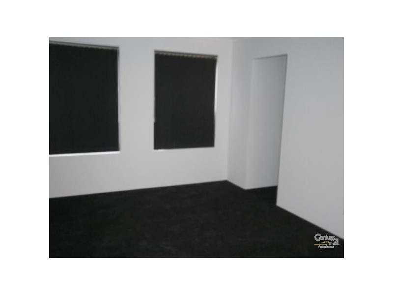 4 Rotterdam Vista, Hocking WA 6065