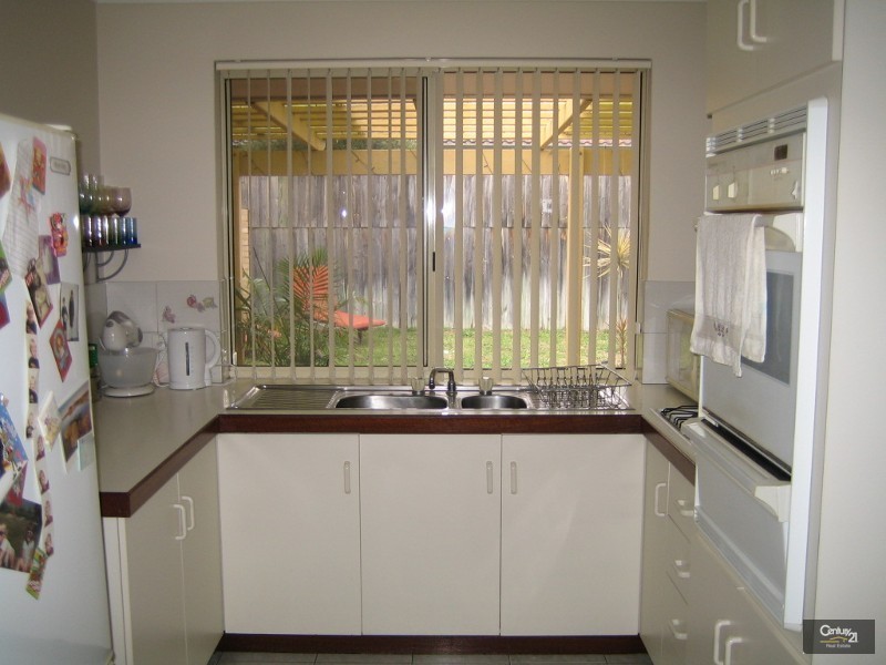 6A Whitby Close, Mindarie WA 6030