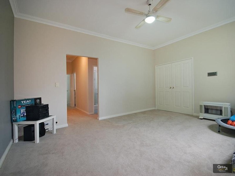 42 Mindarie Drive, Quinns Rocks WA 6030