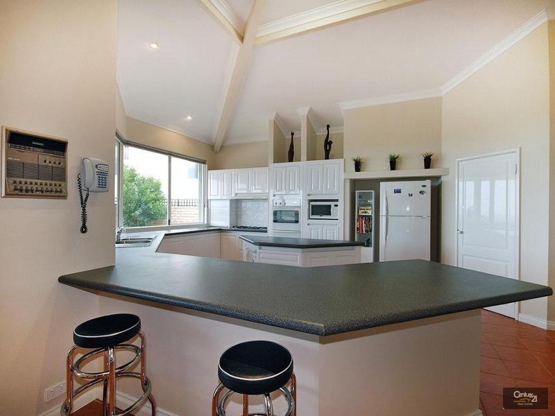 42 Mindarie Drive, Quinns Rocks WA 6030