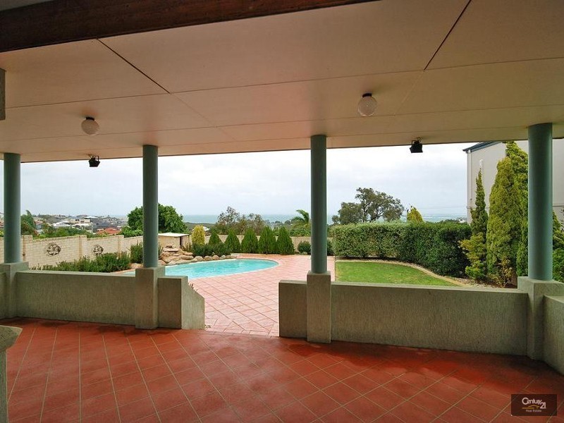 42 Mindarie Drive, Quinns Rocks WA 6030