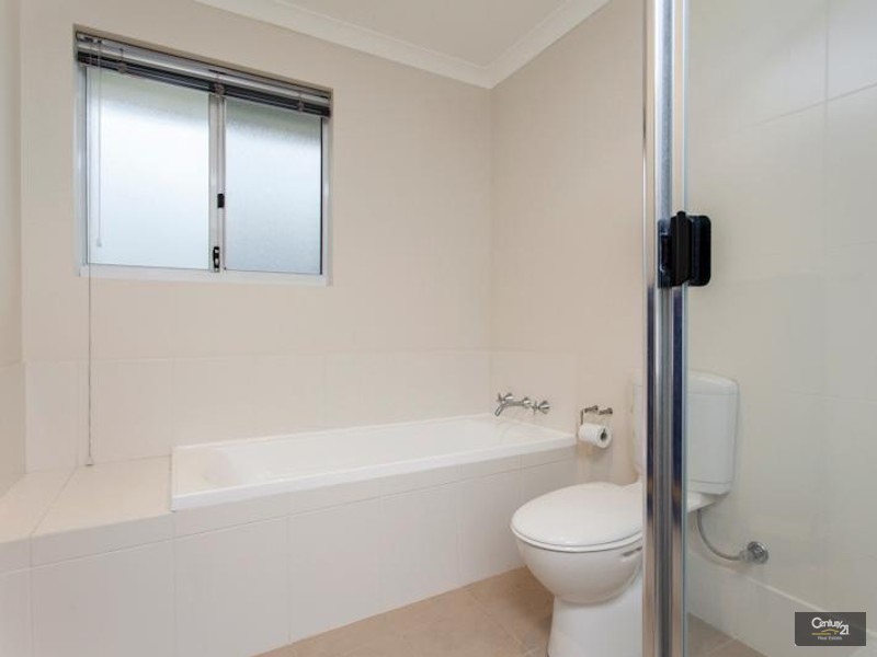 4 Tambelyn Street, Clarkson WA 6030