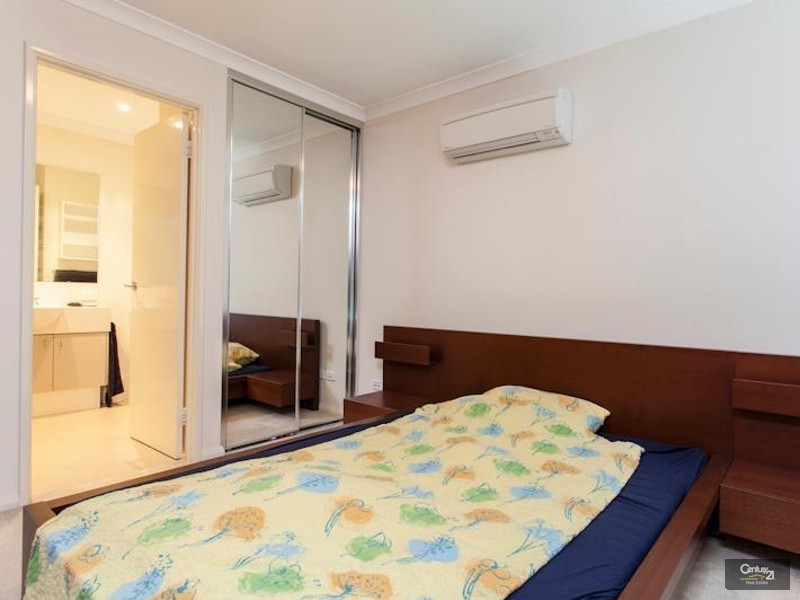 4 Tambelyn Street, Clarkson WA 6030