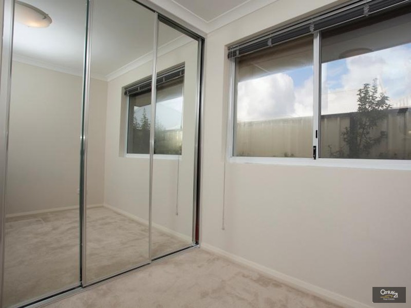 4 Tambelyn Street, Clarkson WA 6030