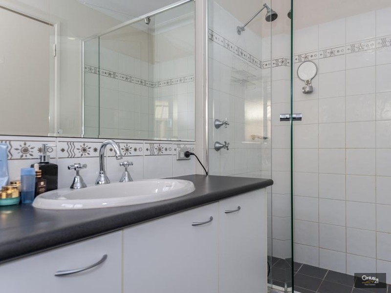 4 Lakeport Way, Butler WA 6036